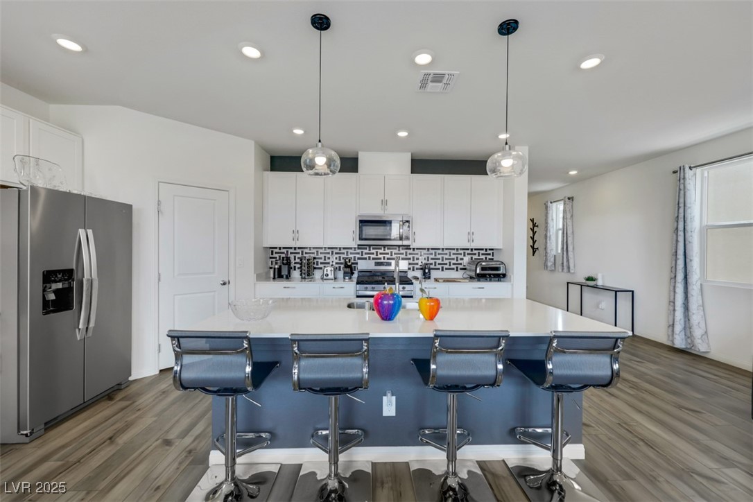 Las Vegas, Nevada 89139, United States, 5 Bedrooms Bedrooms, ,3 BathroomsBathrooms,Residential,Active,114632