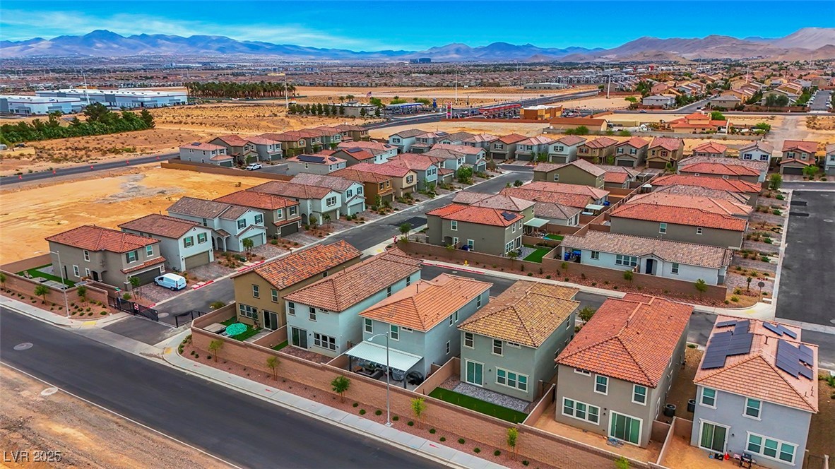 Las Vegas, Nevada 89139, United States, 5 Bedrooms Bedrooms, ,3 BathroomsBathrooms,Residential,Active,114632