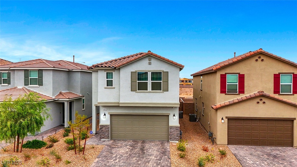 Las Vegas, Nevada 89139, United States, 5 Bedrooms Bedrooms, ,3 BathroomsBathrooms,Residential,Active,114632