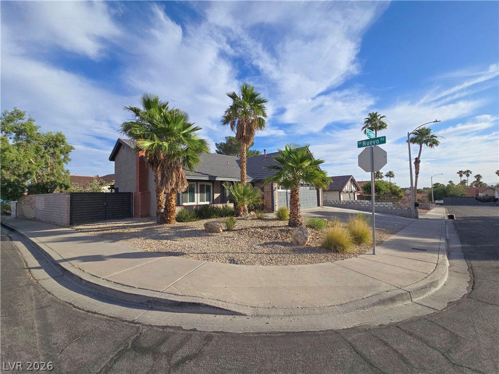 319 Esquina Drive