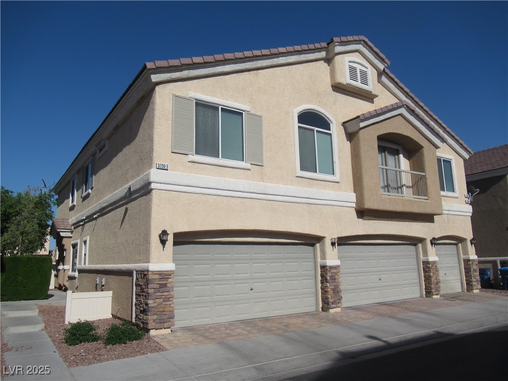 3208 Regal Swan Place 3