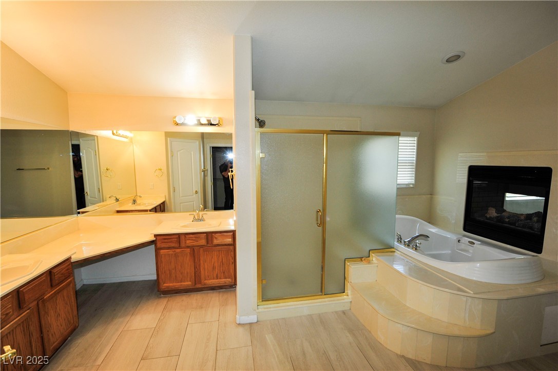 5808 Amber Station Avenue, Las Vegas, Nevada image 28