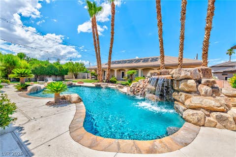 Tiny photo for 5870 W OQUENDO Road, Las Vegas, NV 89118 (MLS # 2794624)