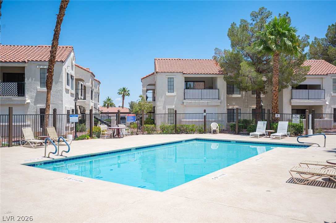 4729 Nara Vista Way 202