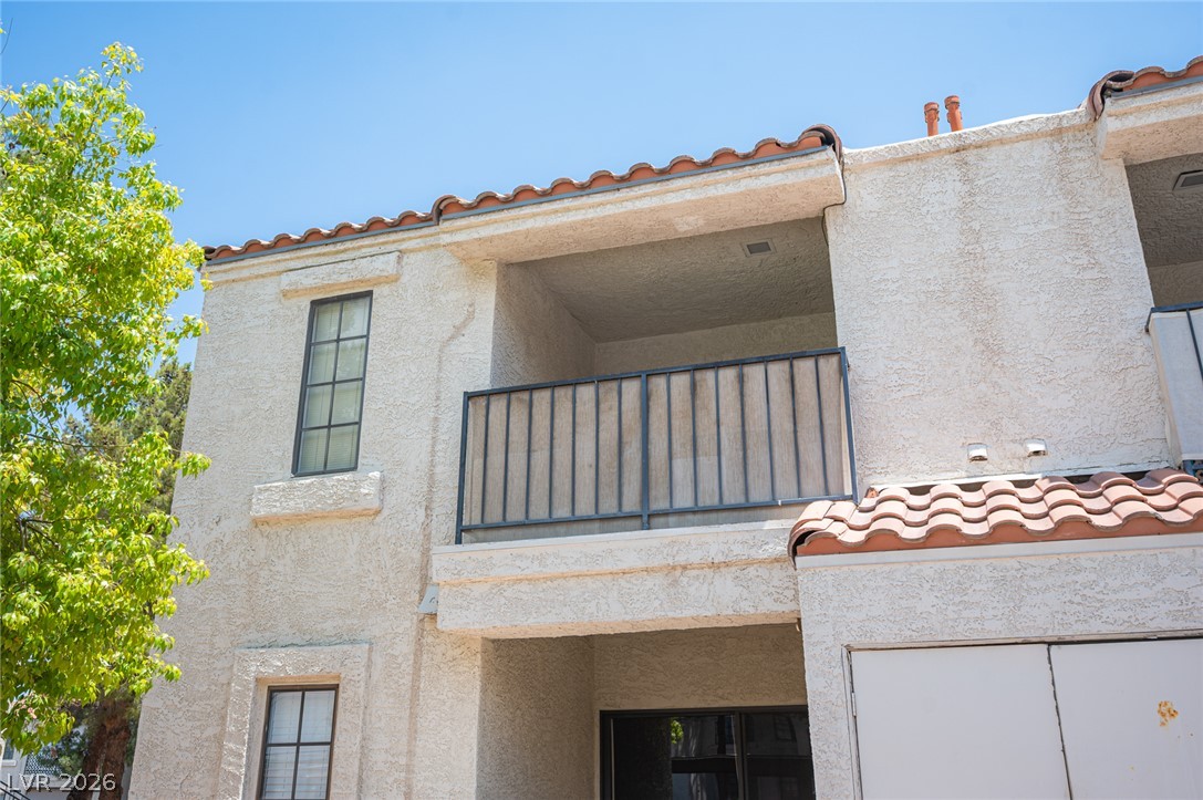4729 Nara Vista Way 202