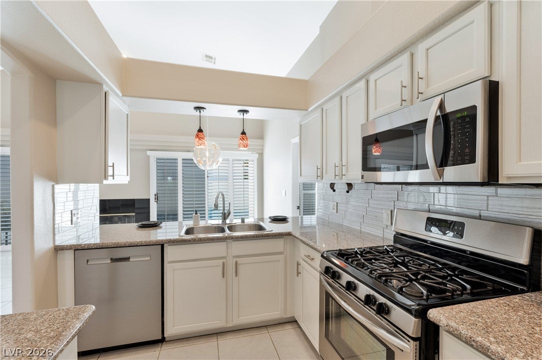 5049 Forest Oaks Drive