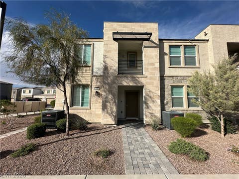 Townhouse For Rent - 1132 Heliodor Avenue<br/> Clark County, Henderson, NV 89011