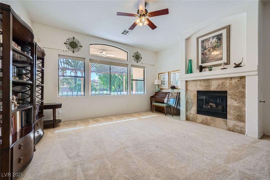8840 Arroyo Azul Street, Las Vegas, Nevada image 4
