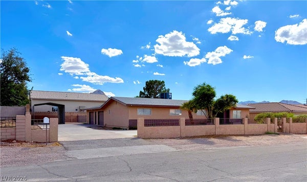 1571 TURF DR, HENDERSON, NV 89002 - Image a5de883e08ba5e6fd43459bb98be71cf/4004720741