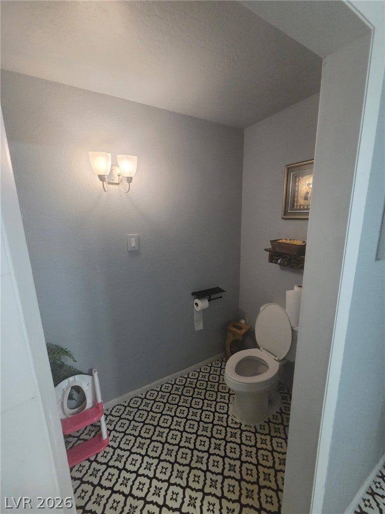 2036 Canterbury Drive