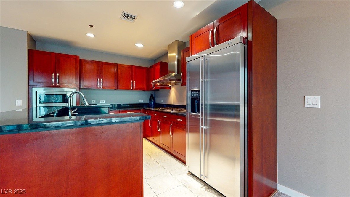 4575 Dean Martin Drive 609
