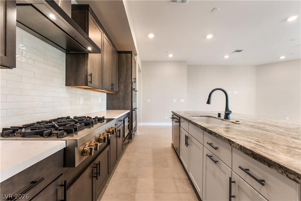 Photo of 9132 Las Manaitas Avenue #302, Las Vegas, NV 89144 (MLS # 2801118)