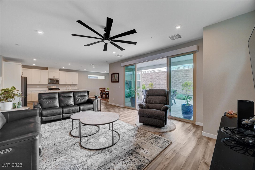 2651 Deep Canyon Street, Henderson, Nevada image 16