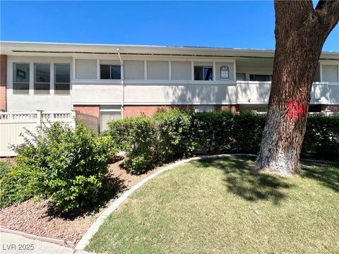Photo of 2838 Geary Place #4020, Las Vegas, NV 89109 (MLS # 2720941)