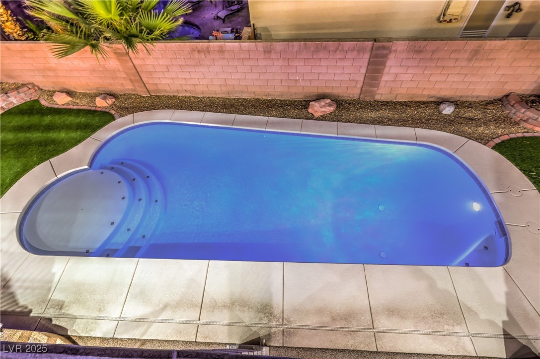 7616 Gossamer Wind Street, Las Vegas, Nevada image 45