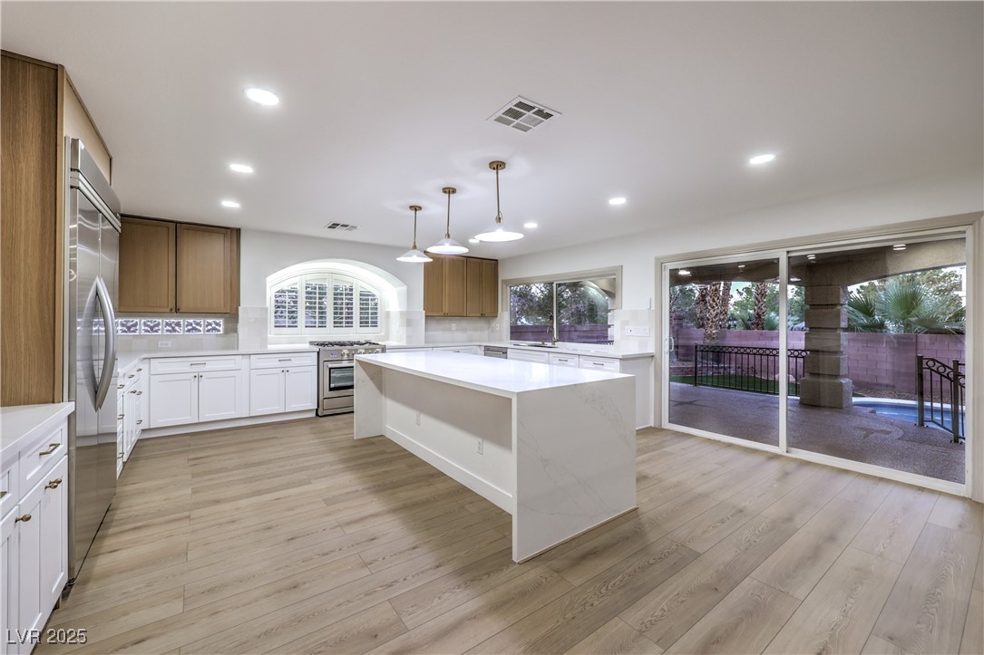 7616 Gossamer Wind Street, Las Vegas, Nevada image 12