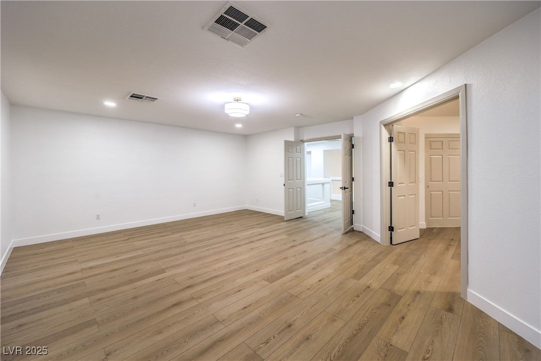 7616 Gossamer Wind Street, Las Vegas, Nevada image 27