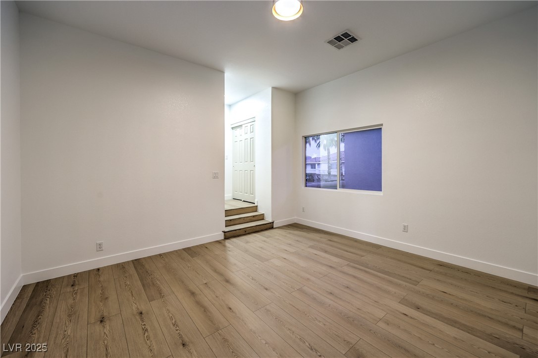 7616 Gossamer Wind Street, Las Vegas, Nevada image 36