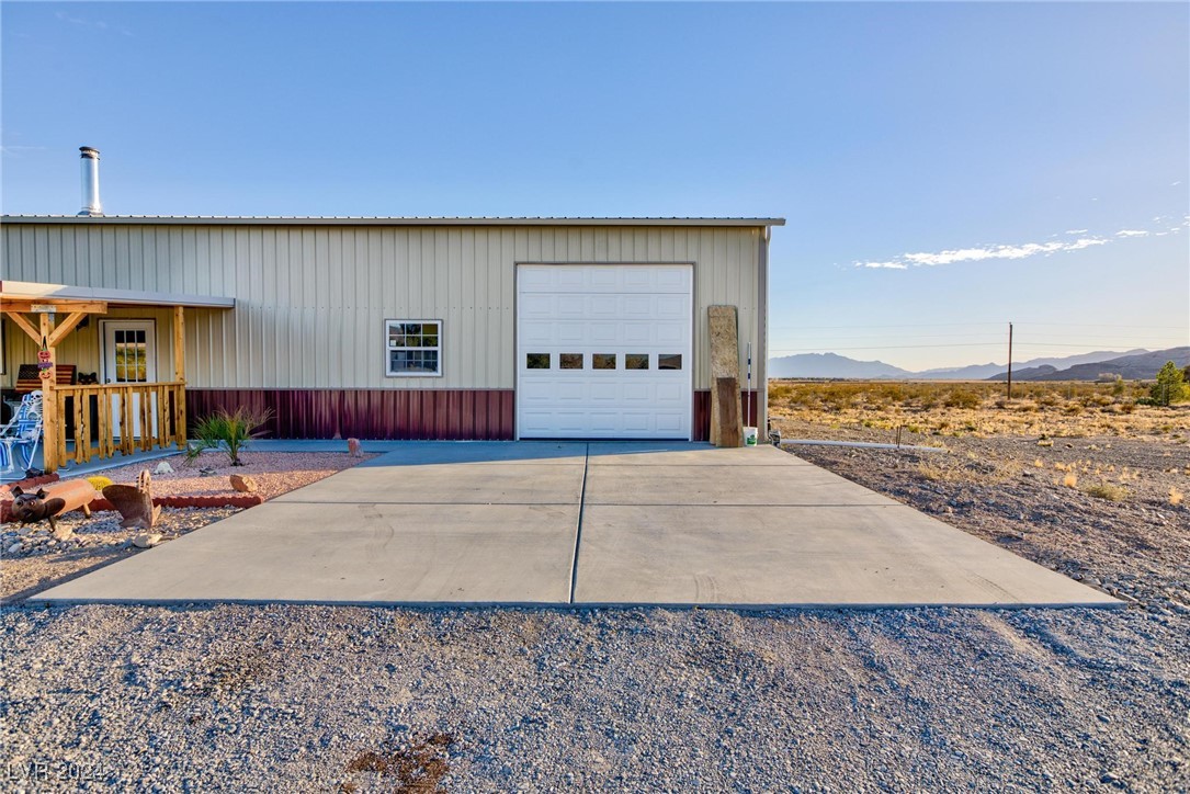 1661 W Duck Street, Pahrump, Nevada image 3