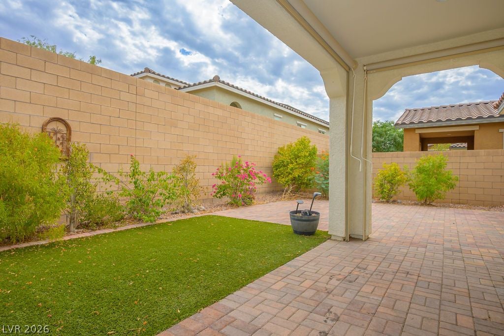 652 Cadence View Way