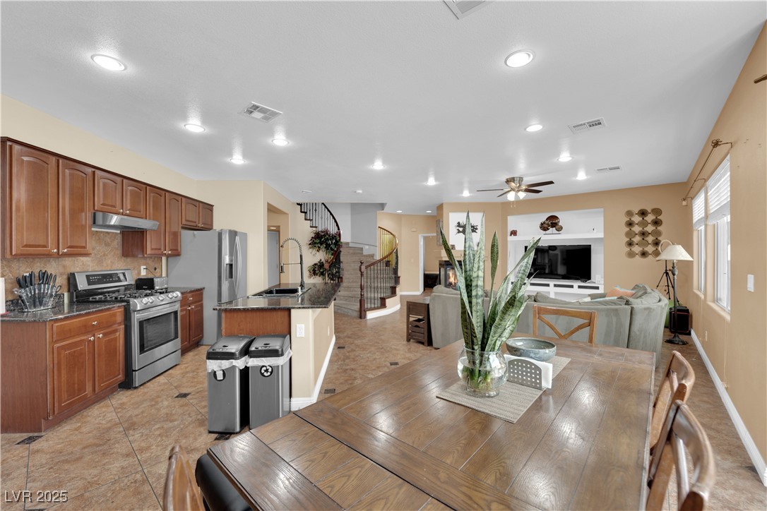 1808 Peyton Stewart Court, North Las Vegas, Nevada image 15