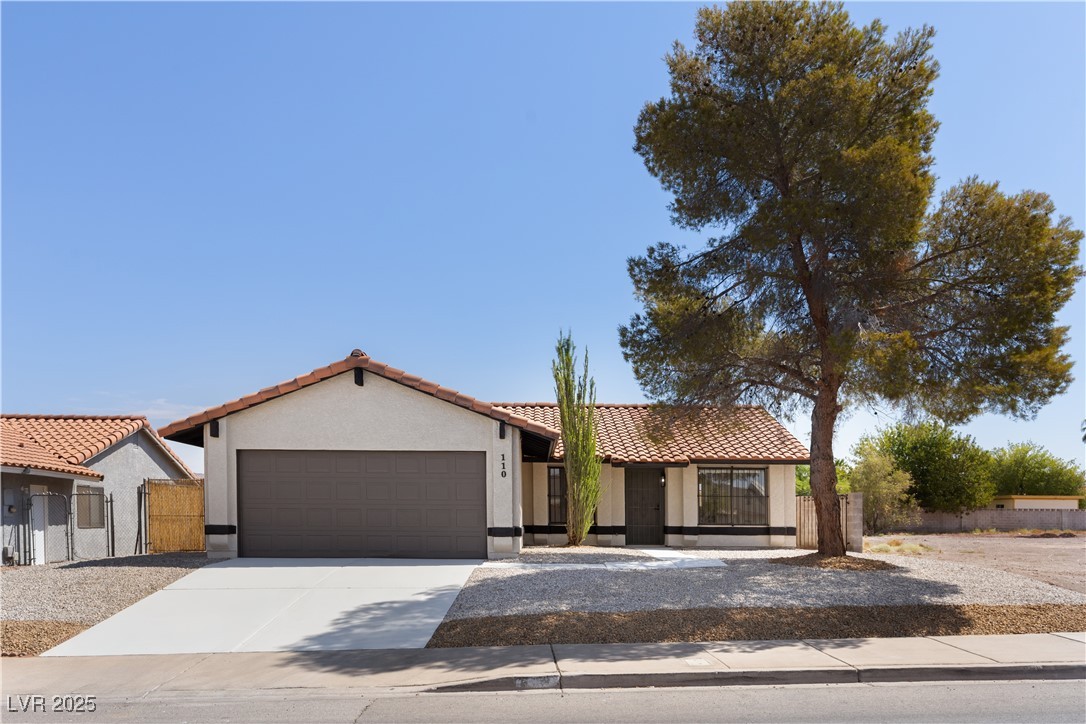 110 Palo Verde Drive, Henderson, Nevada image 3