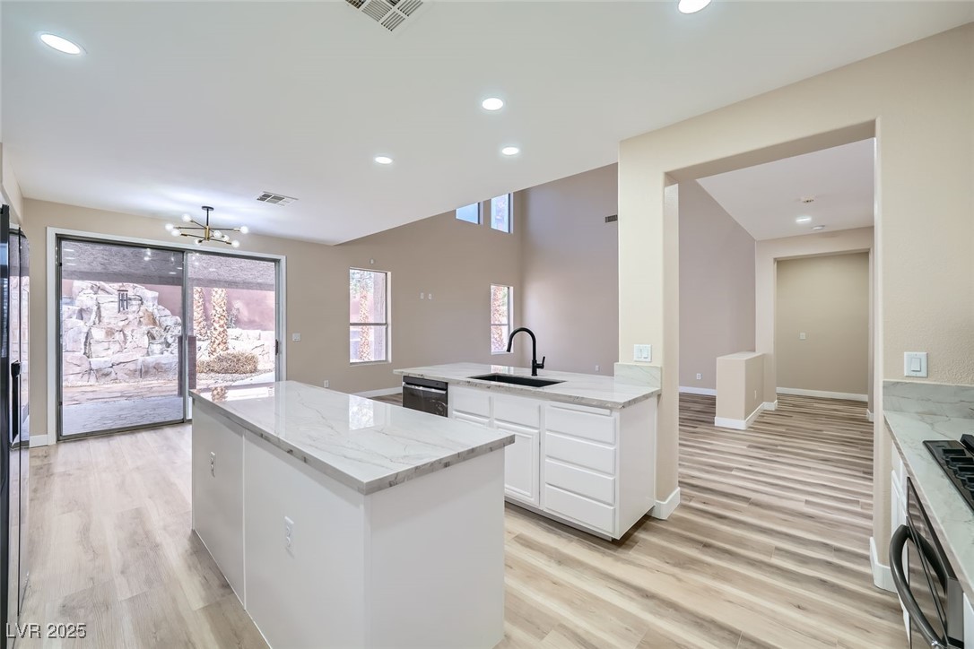 Las Vegas, Nevada 89147, United States, 4 Bedrooms Bedrooms, ,4 BathroomsBathrooms,Residential,Active,151726