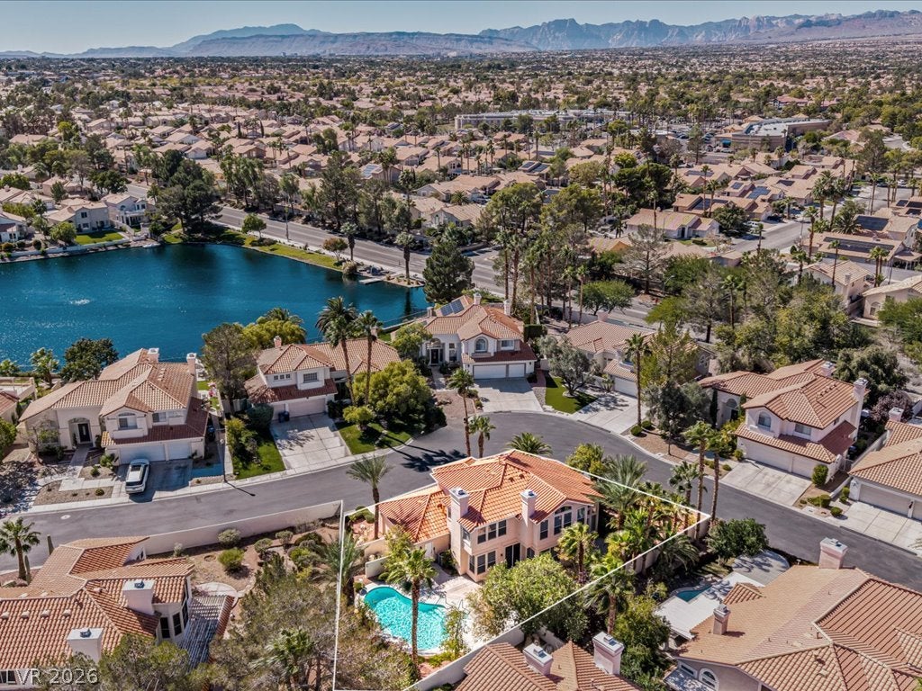 2832 Summer Lake Drive