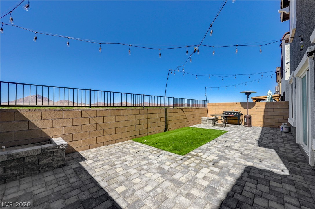 386 Larksong Avenue