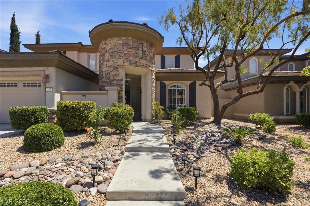 204 Popolo Drive
