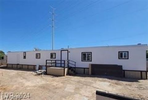 Mobile Home For Sale - 2884 Green Tree Avenue<br/> Las Vegas, NV 89142