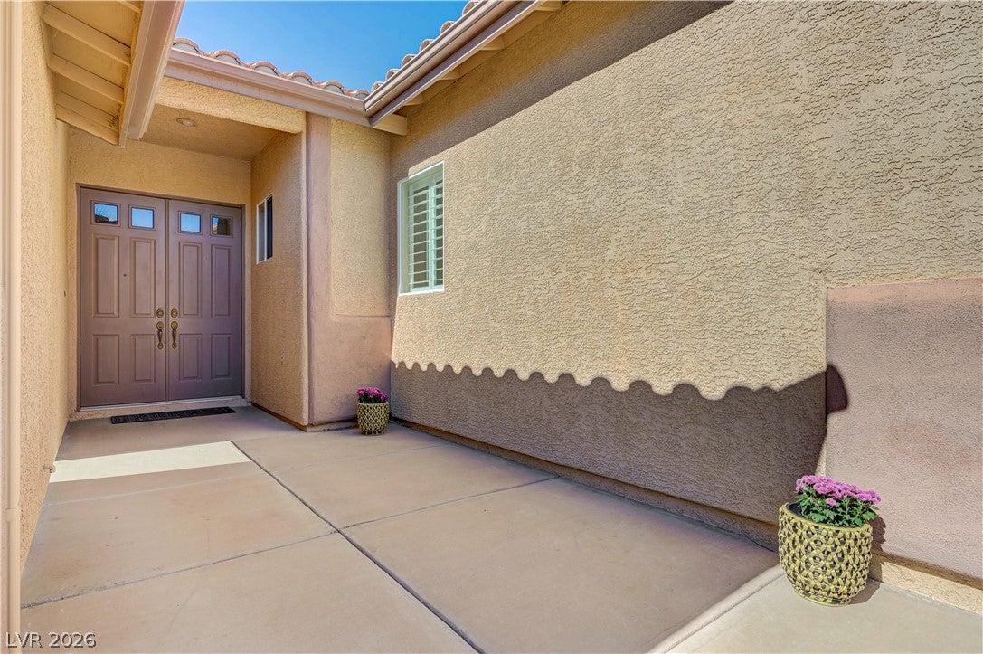 383 Glocker Court