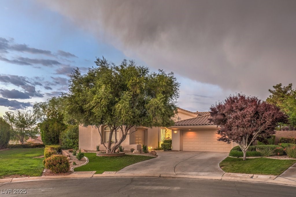 71 Fountainhead Circle
