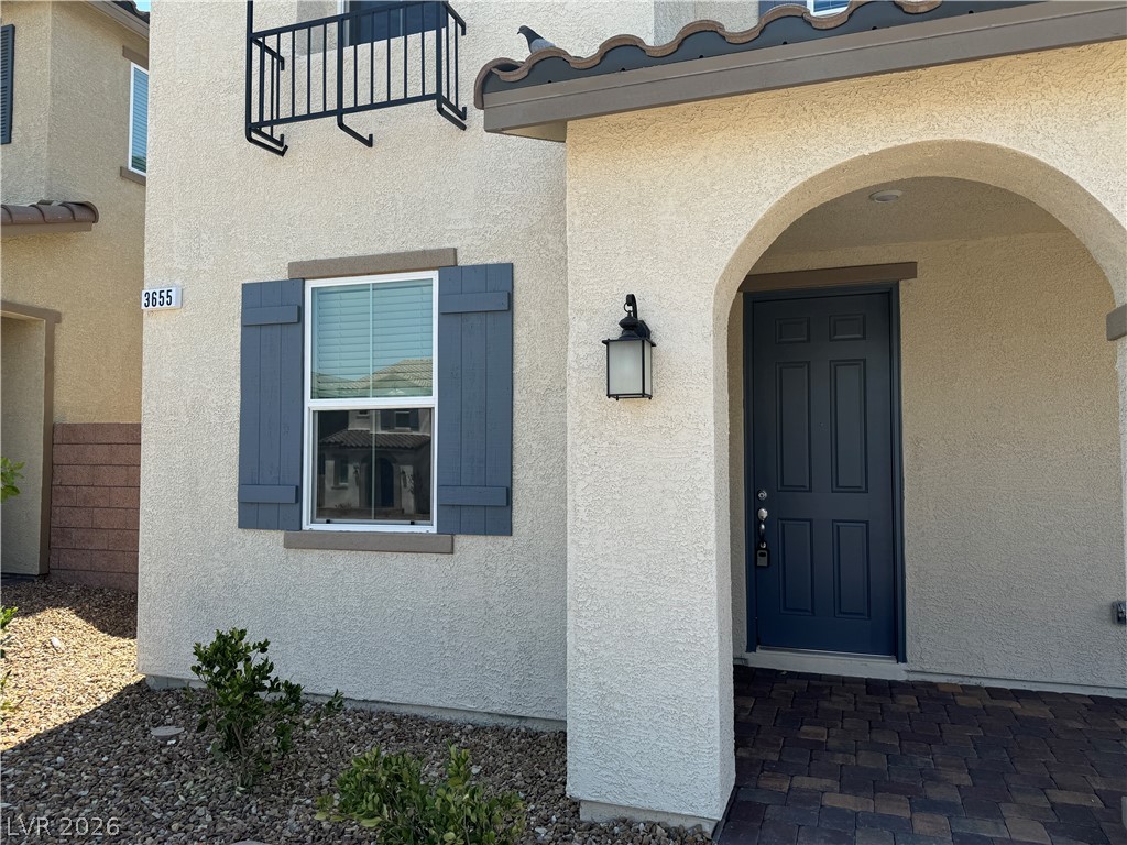 3655 Valpacos Lane