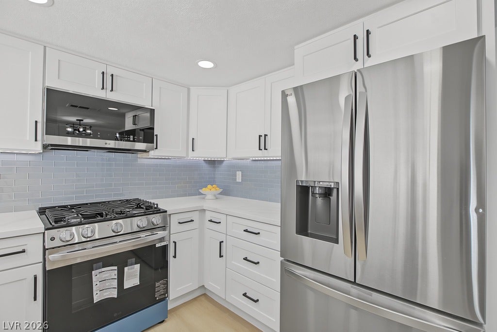 2371 Pickwick Drive