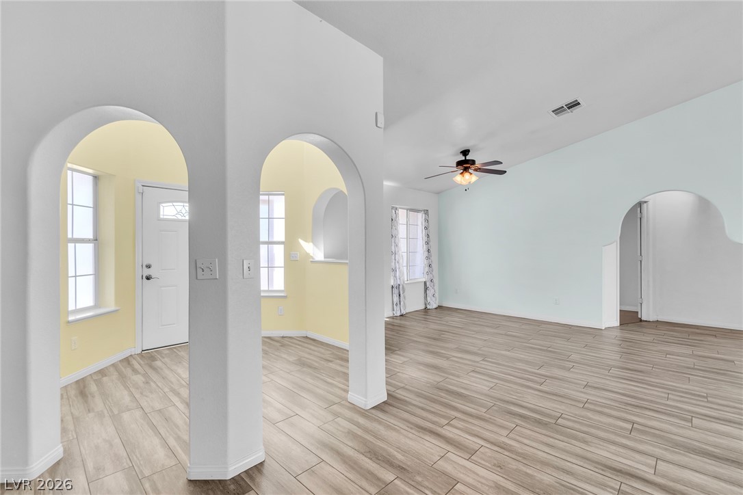 3245 W Landberg Avenue