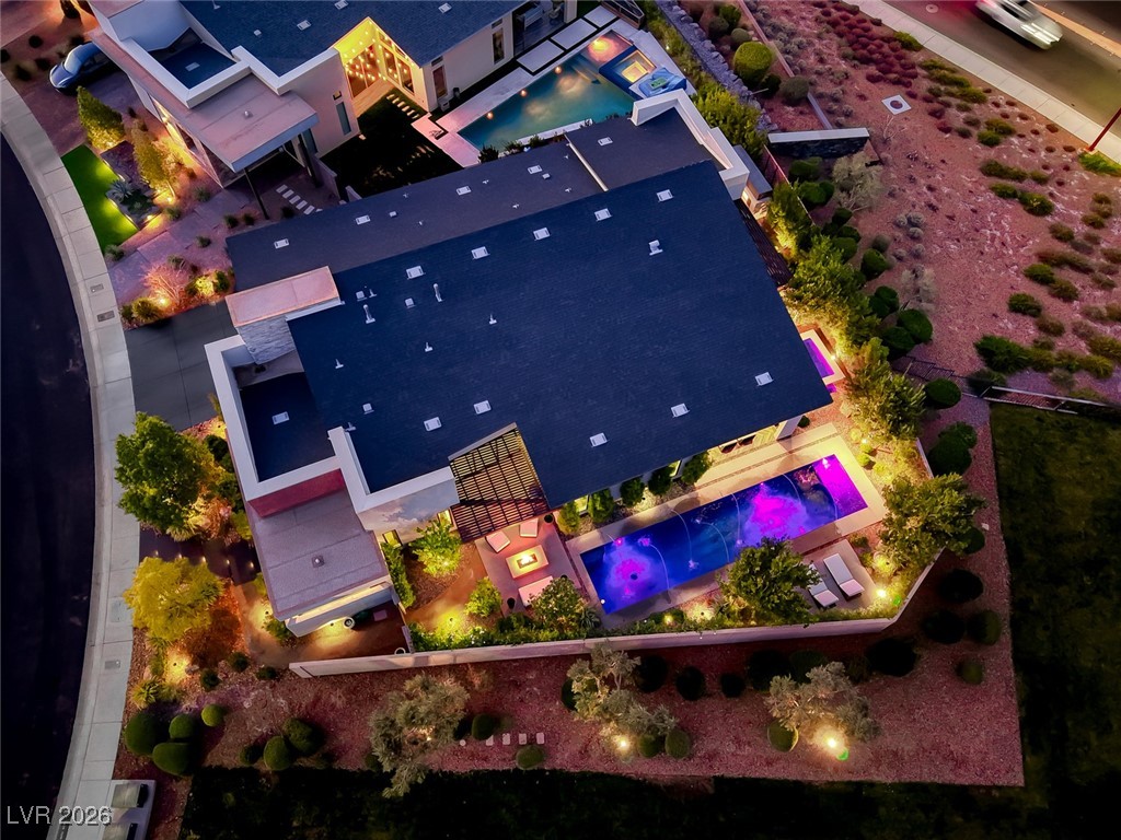 2216 Sky Pointe Ridge Drive