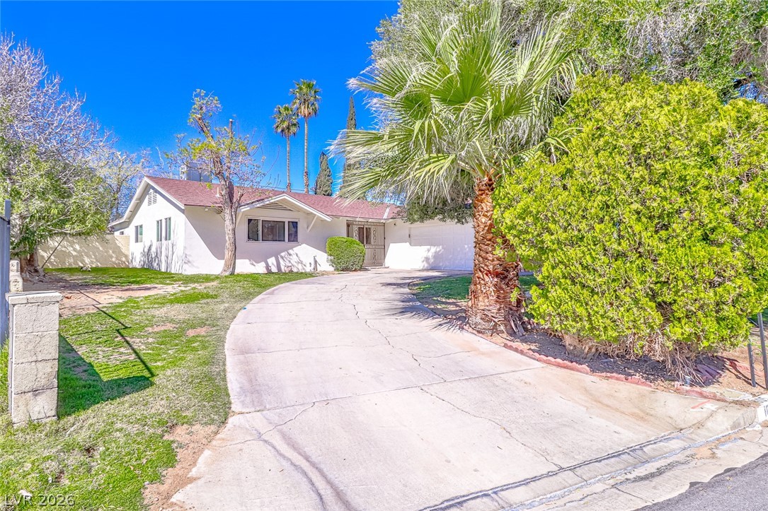 1605 Bryn Mawr Avenue