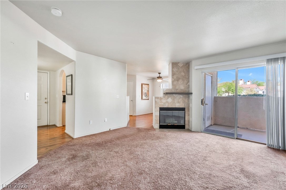 698 S Racetrack Road 1512