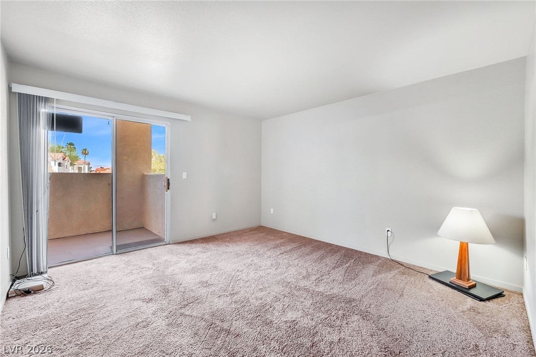 698 S Racetrack Road 1512