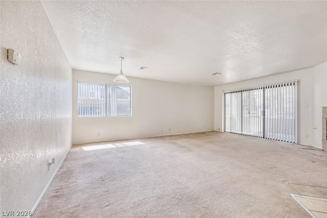 5022 S Rainbow Boulevard 105