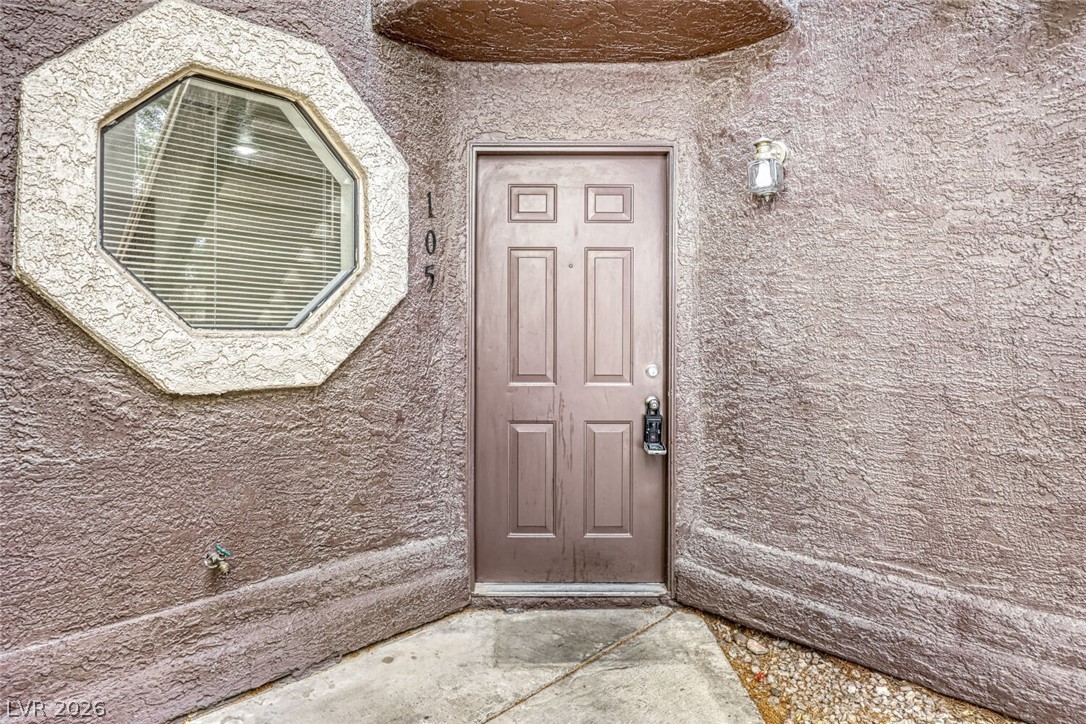 5022 S Rainbow Boulevard 105