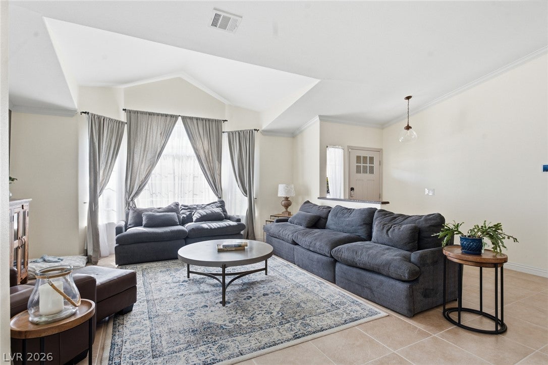 8212 Arch Bay Lane