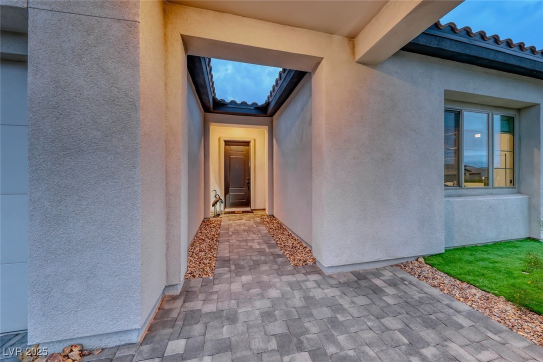 101 Mirage View Drive