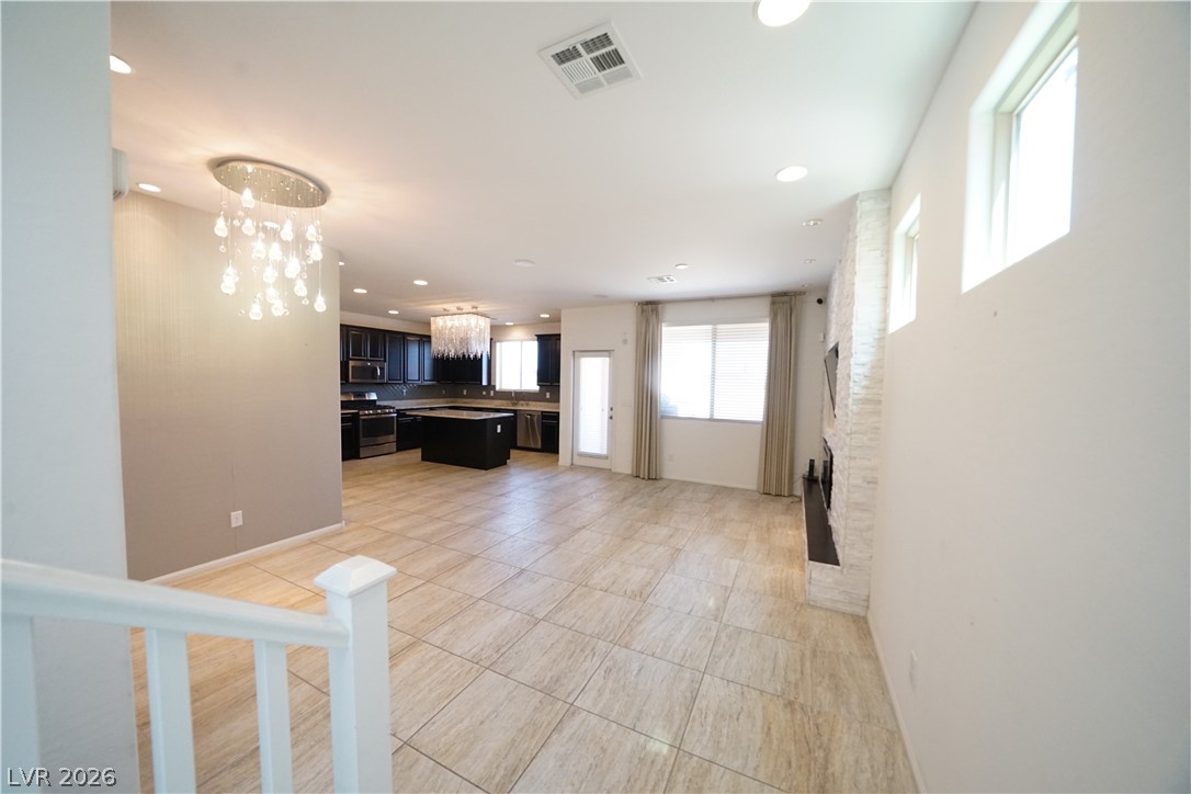 880 Cool Aquamarine Street