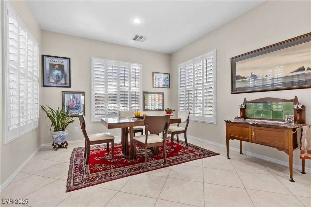 Henderson, Nevada 89044, United States, 2 Bedrooms Bedrooms, ,3 BathroomsBathrooms,Residential,Active,230899