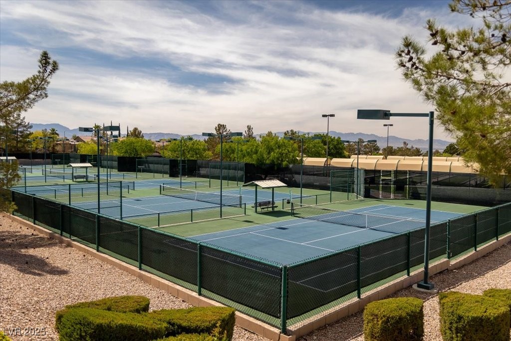 Henderson, Nevada 89044, United States, 2 Bedrooms Bedrooms, ,3 BathroomsBathrooms,Residential,Active,230899