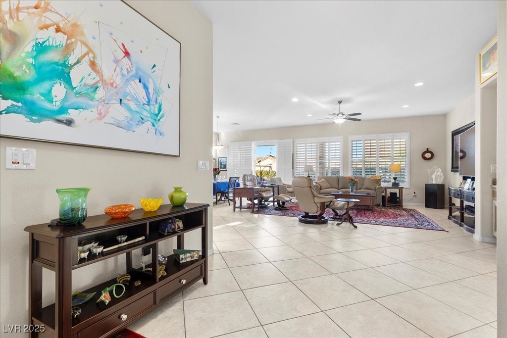 Henderson, Nevada 89044, United States, 2 Bedrooms Bedrooms, ,3 BathroomsBathrooms,Residential,Active,230899