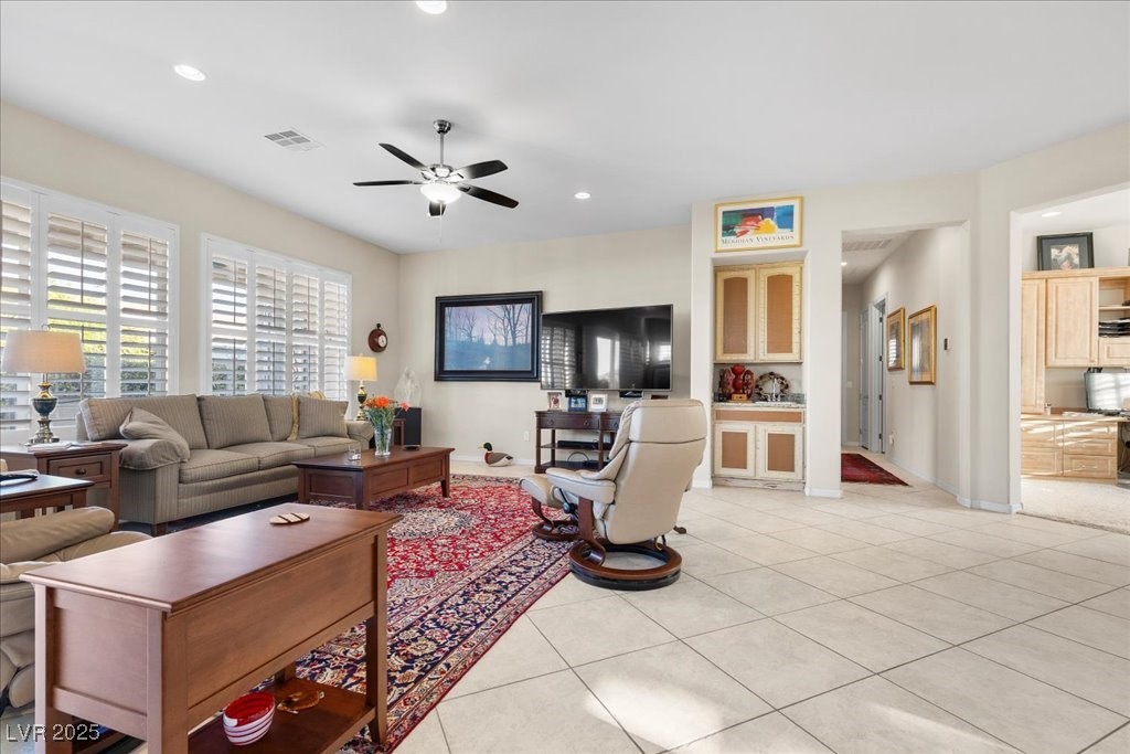 Henderson, Nevada 89044, United States, 2 Bedrooms Bedrooms, ,3 BathroomsBathrooms,Residential,Active,230899