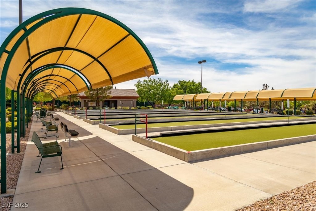 Henderson, Nevada 89044, United States, 2 Bedrooms Bedrooms, ,3 BathroomsBathrooms,Residential,Active,230899